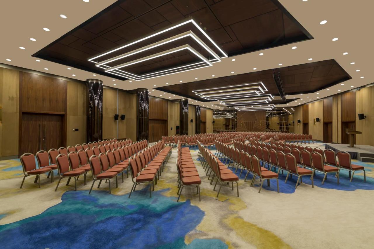 Crowne Plaza Cappadocia - Nevsehir By Ihg Hotell Exteriör bild