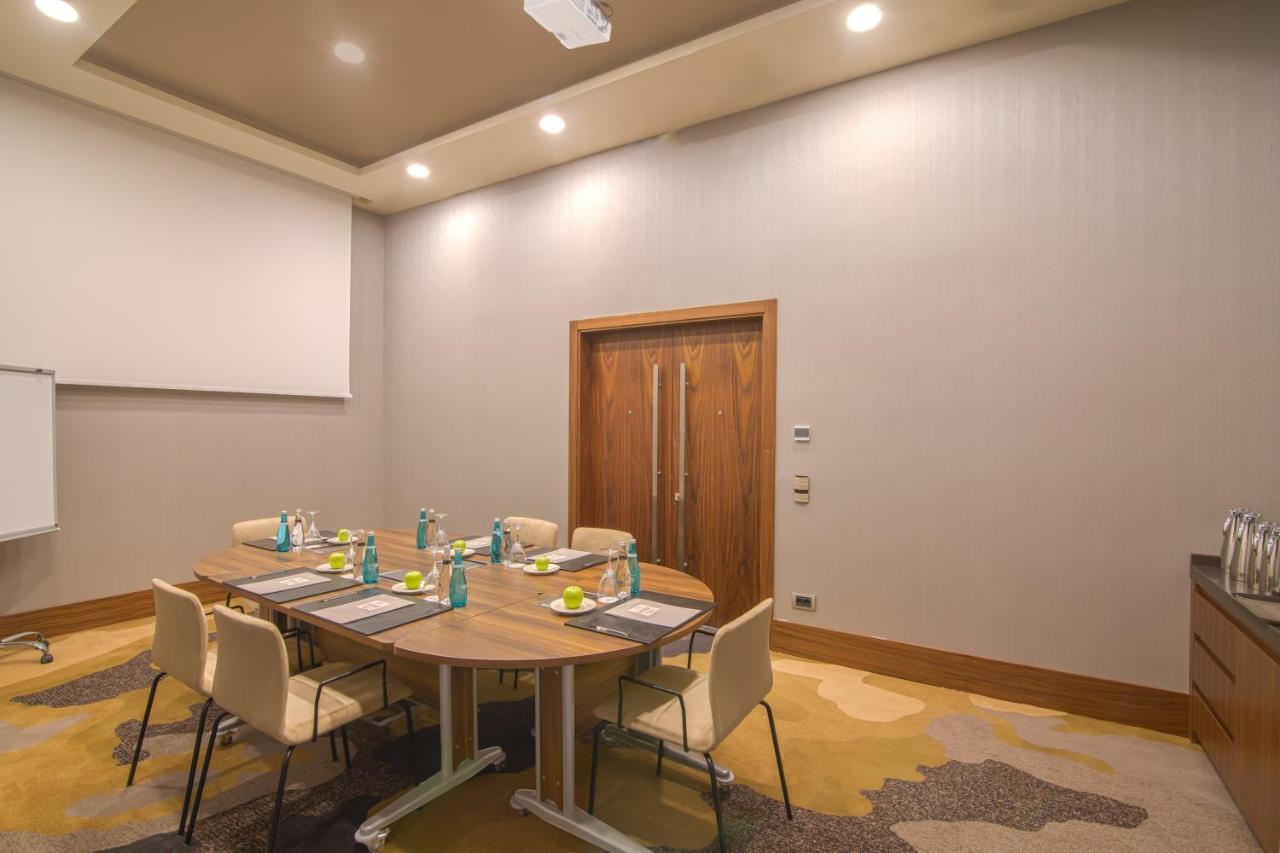 Crowne Plaza Cappadocia - Nevsehir By Ihg Hotell Exteriör bild